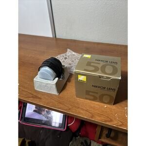 Nikon Af Nikkor 50mm F/1.8d Prime Lens For Nikon F Mount Dslr